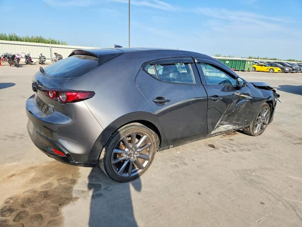 2020 MAZDA 3