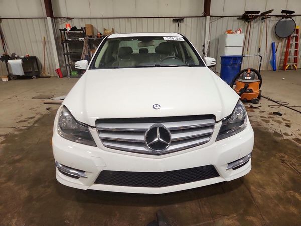2013 MERCEDES-BENZ C C300
