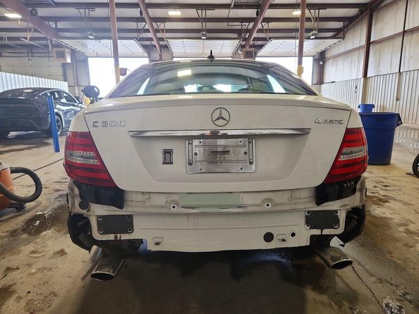 2013 MERCEDES-BENZ C C300