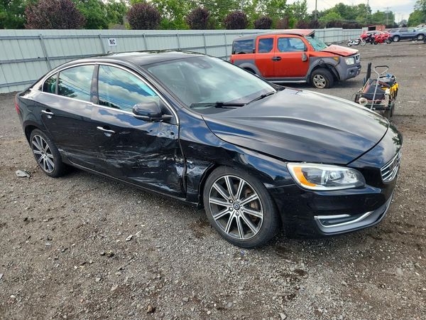 2018 VOLVO S60 Platinum