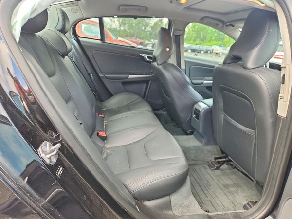 2018 VOLVO S60 Platinum