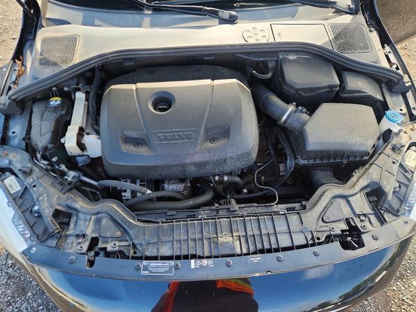 2018 VOLVO S60 Platinum