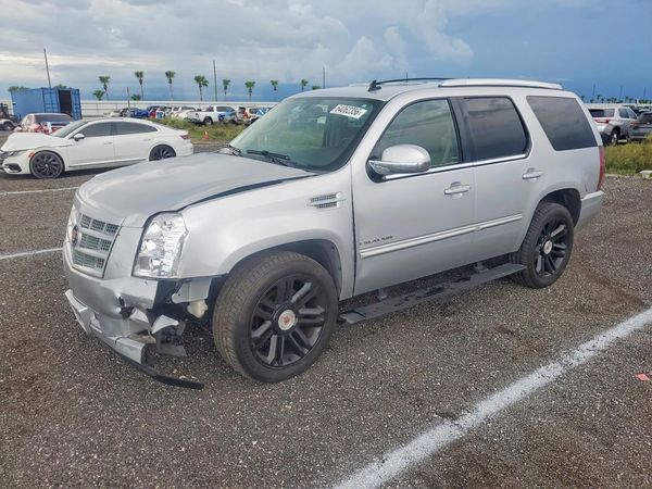 2014 CADILLAC ESCALADE Premium