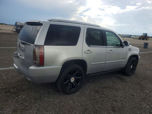 2014 CADILLAC ESCALADE Premium