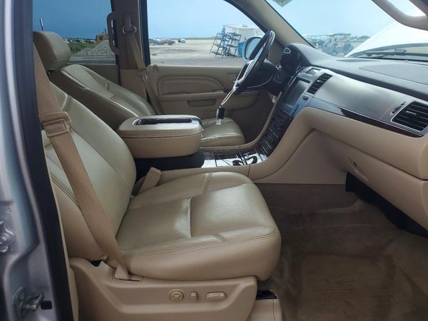 2014 CADILLAC ESCALADE Premium