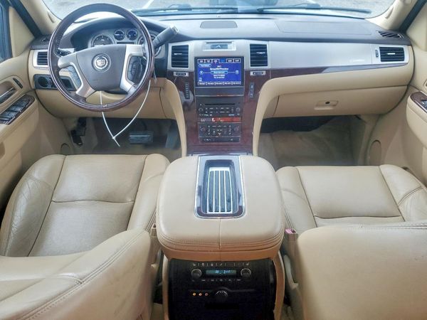 2014 CADILLAC ESCALADE Premium