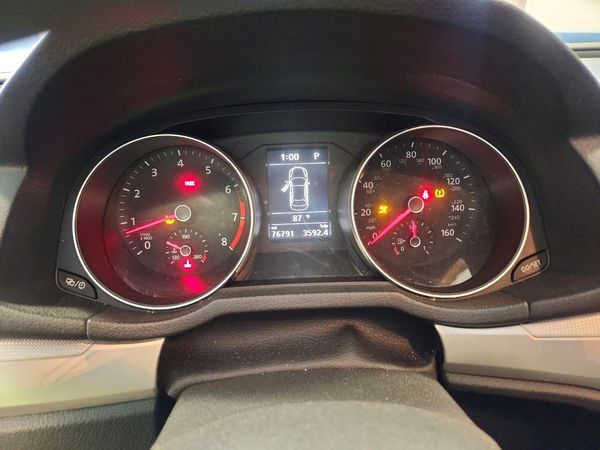 2018 VOLKSWAGEN PASSAT
