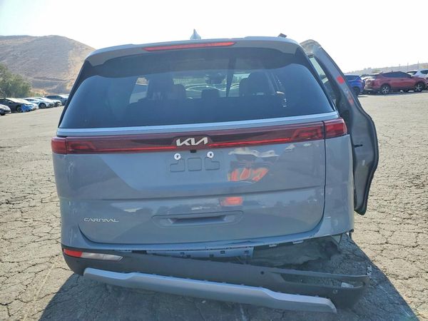 2024 KIA CARNIVAL EX