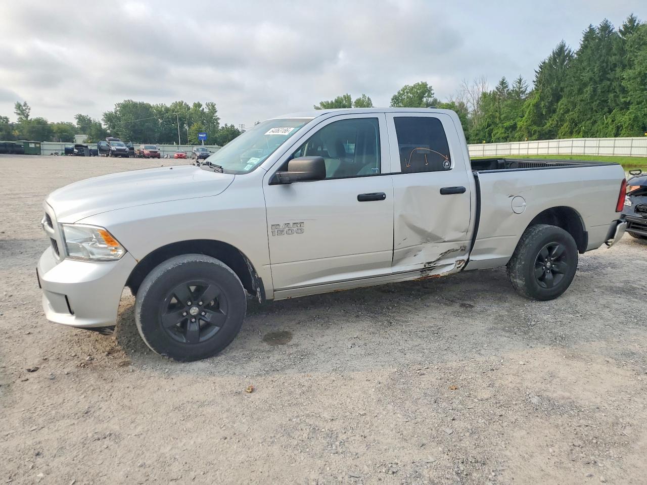 2016 RAM 1500 ST QUAD CAB 4X4