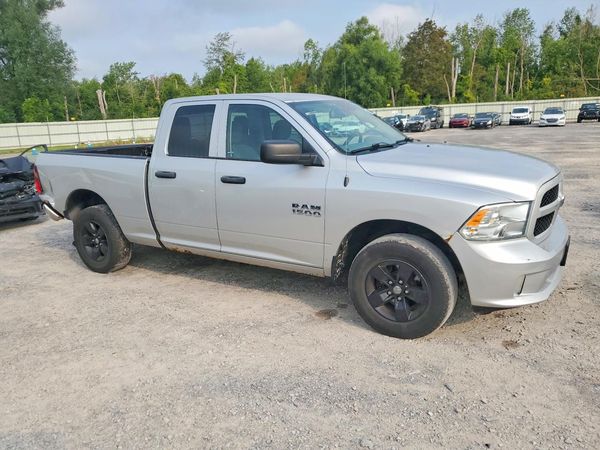 2016 RAM 1500 ST QUAD CAB 4X4