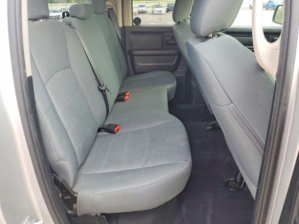 2016 RAM 1500 ST QUAD CAB 4X4