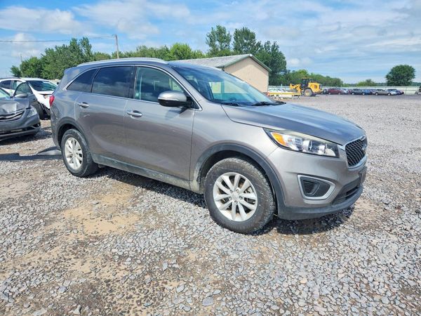 2018 KIA SORENTO L, LX