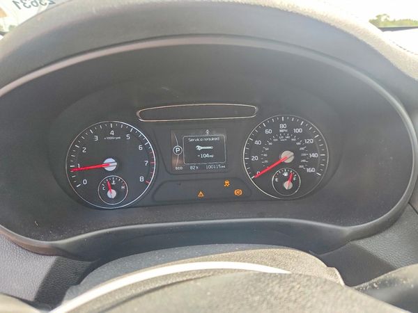2018 KIA SORENTO L, LX