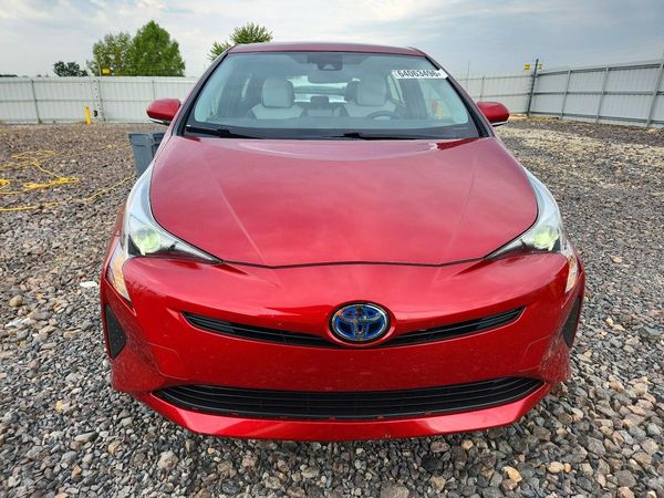 2017 TOYOTA PRIUS