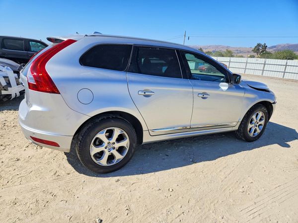 2016 VOLVO XC60