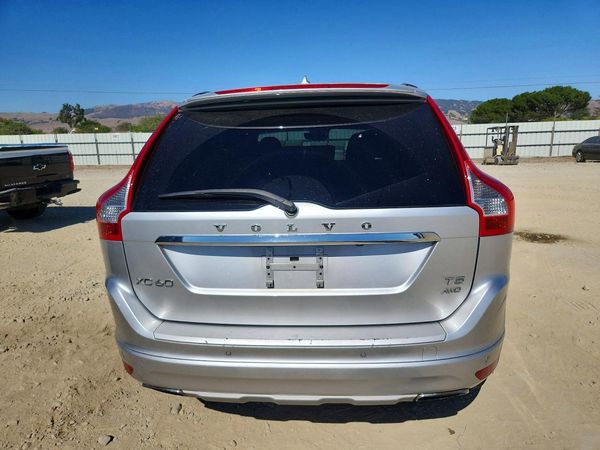 2016 VOLVO XC60