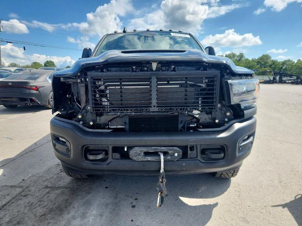2023 RAM 2500