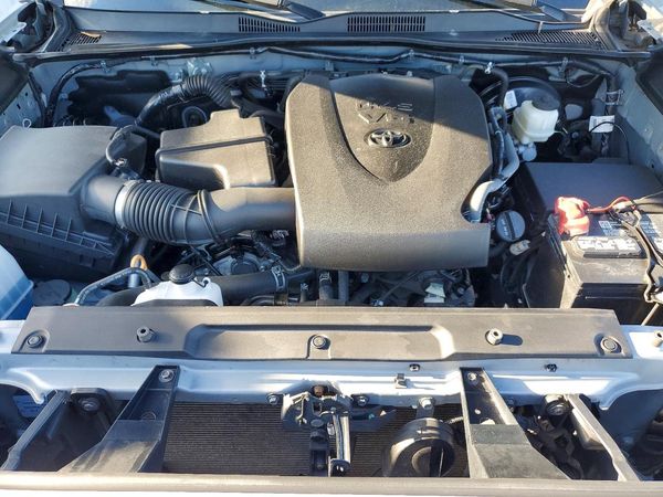 2021 TOYOTA TACOMA SR5