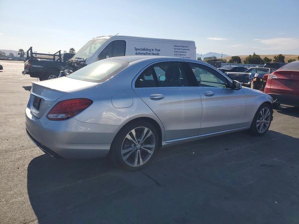 2016 MERCEDES-BENZ C C300