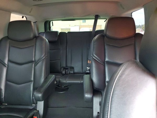 2018 CADILLAC ESCALADE Luxury