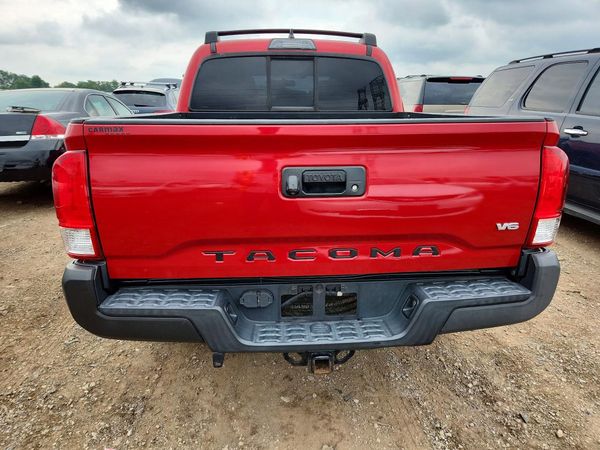 2016 TOYOTA TACOMA