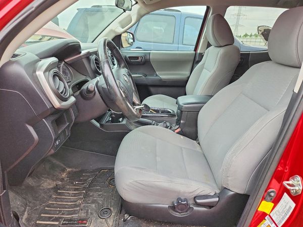 2016 TOYOTA TACOMA