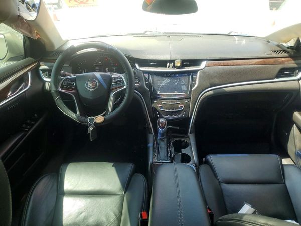 2015 CADILLAC XTS Luxury