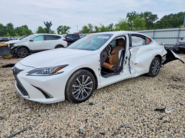 2021 LEXUS ES 250