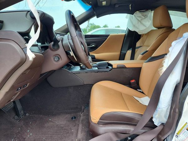 2021 LEXUS ES 250 350 Premium