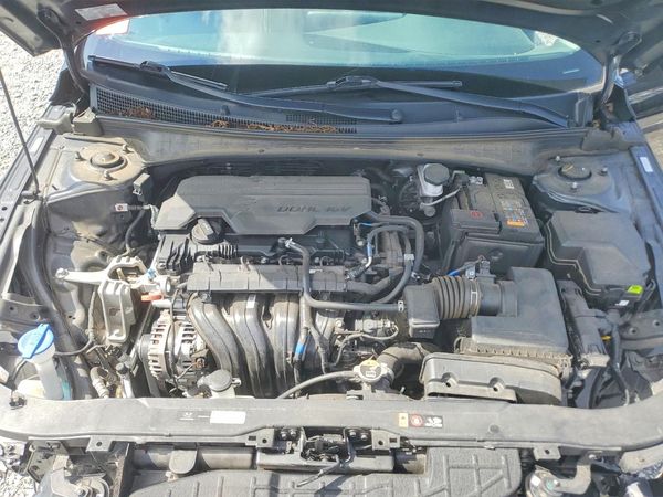 2024 HYUNDAI ELANTRA SEL w/ Convenience Pkg