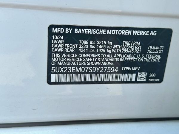 2025 BMW X7 xDrive40i