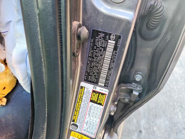 2019 TOYOTA CAMRY L/LE/SE/XLE — VINS