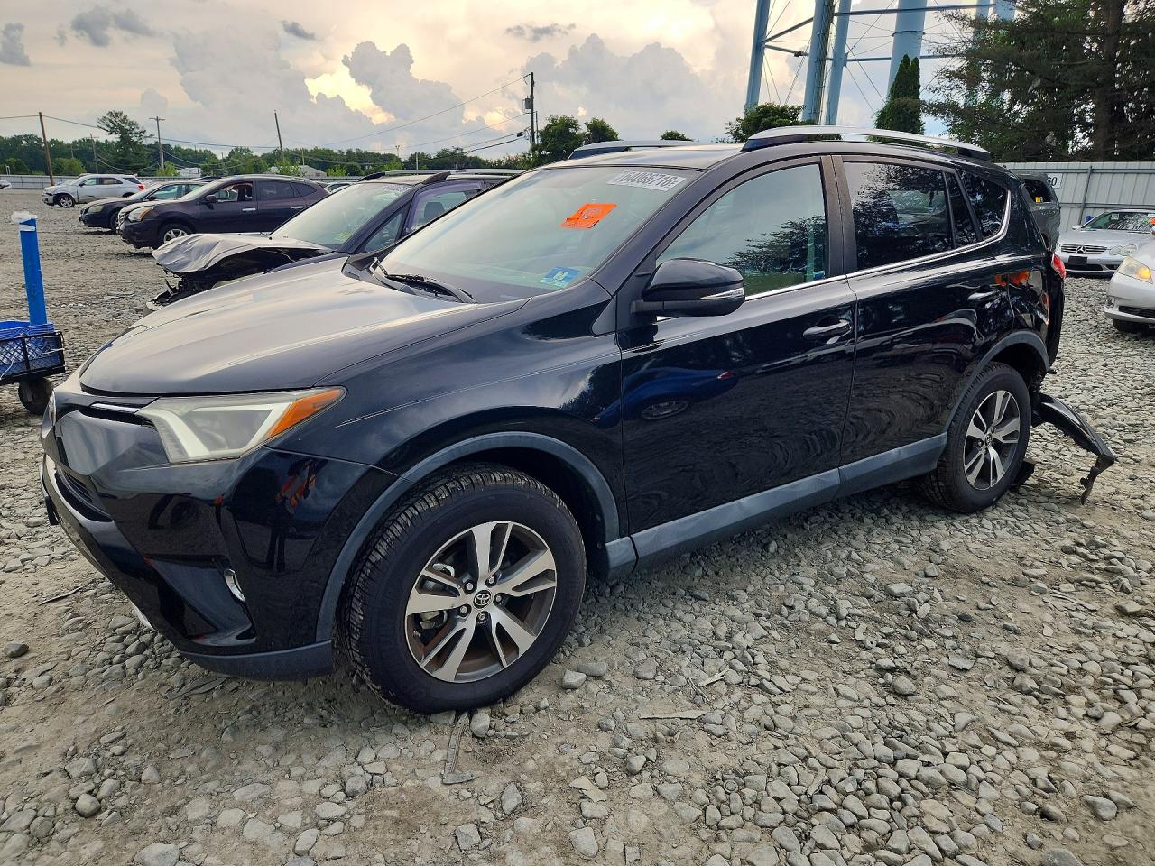 2016 TOYOTA RAV4 XLE (M Grade)