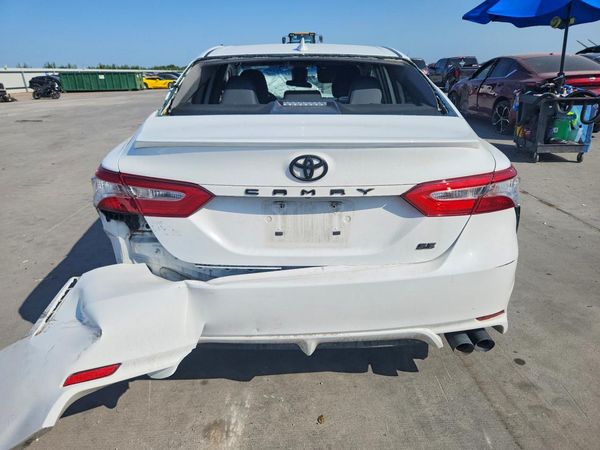 2020 TOYOTA CAMRY