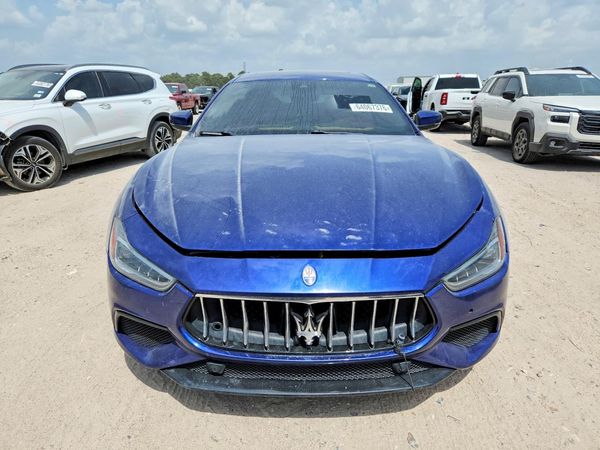 2018 MASERATI GHIBLI Sport
