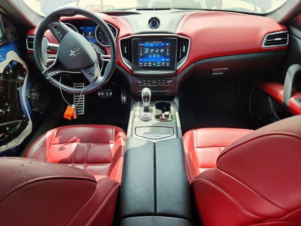 2018 MASERATI GHIBLI Sport