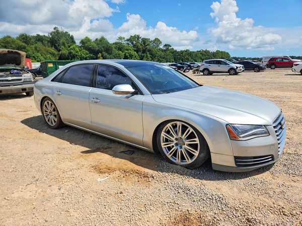 2013 AUDI A8 L — Passenger 3/4