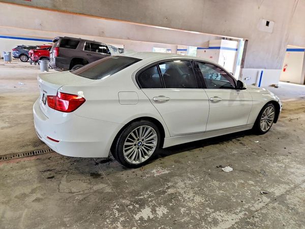 2015 BMW 328 SA