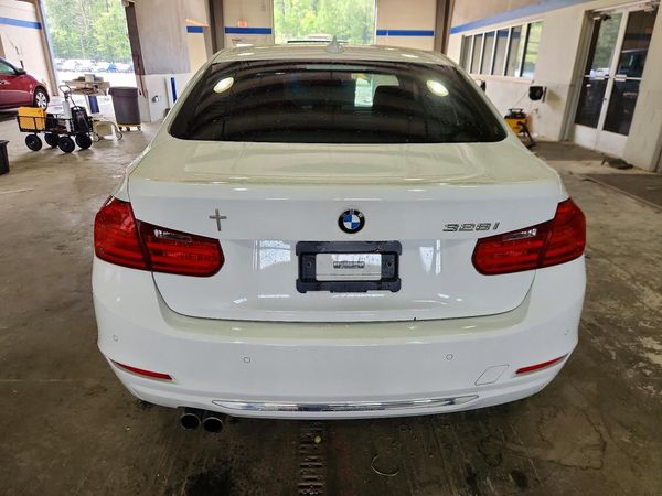 2015 BMW 328 SA