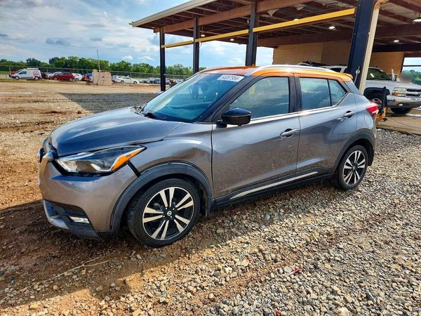 2018 NISSAN KICKS