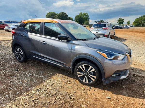 2018 NISSAN KICKS