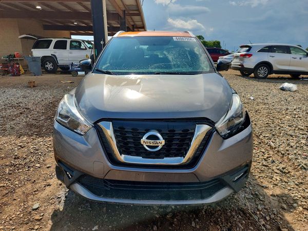 2018 NISSAN KICKS
