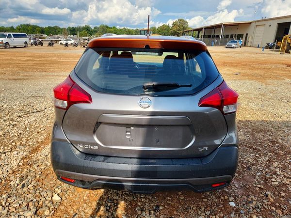 2018 NISSAN KICKS