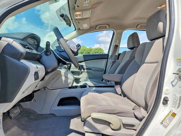 2013 HONDA CRV LX — DENT