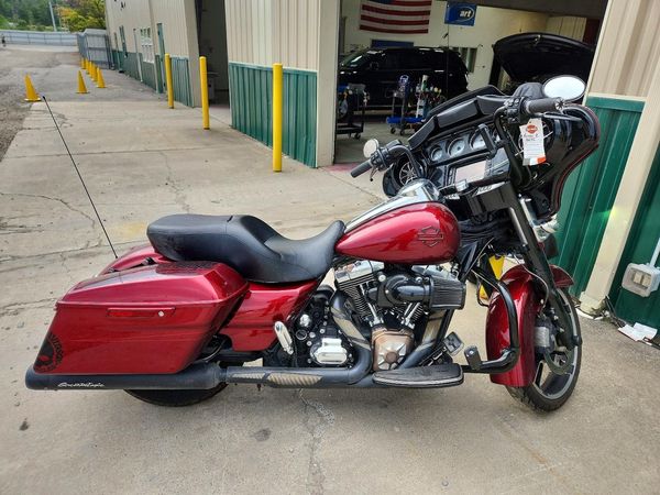 2016 HARLEY-DAVIDSON FLHXS
