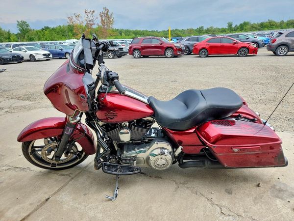 2016 HARLEY-DAVIDSON FLHXS