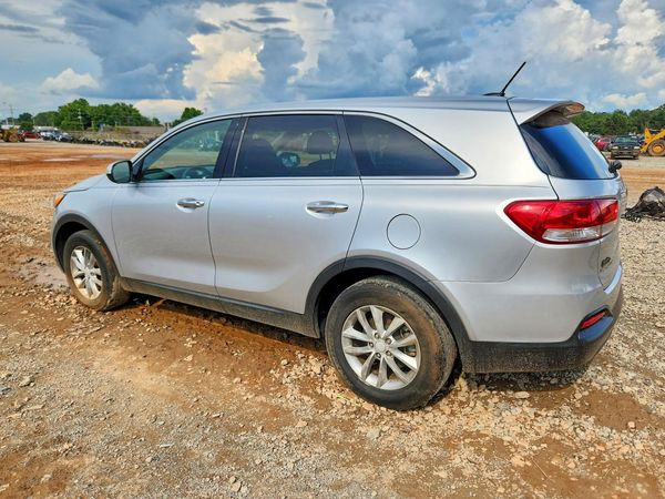 2018 KIA SORENTO L, LX