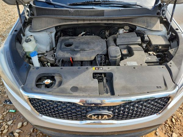 2018 KIA SORENTO L, LX