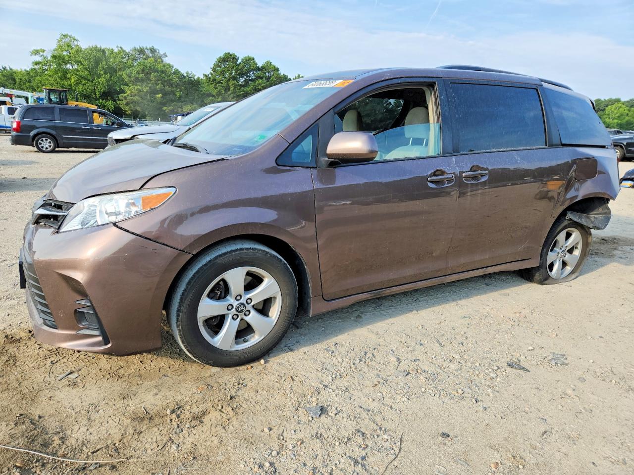 2019 TOYOTA SIENNA