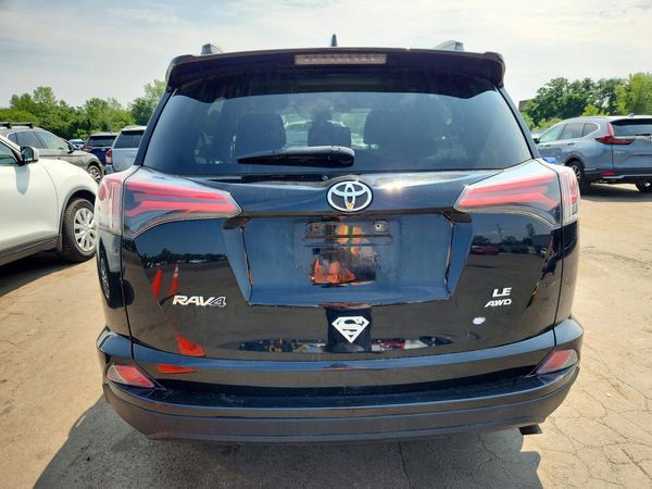 2018 TOYOTA RAV4 LE